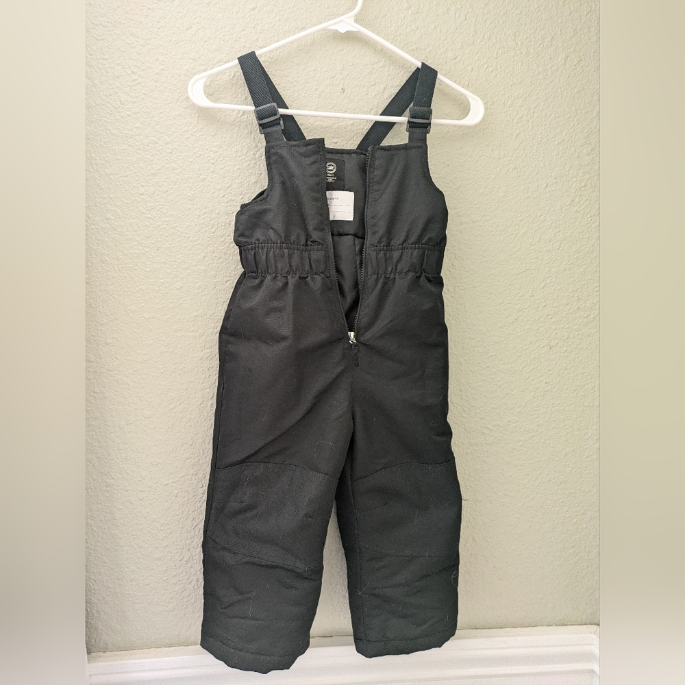 Black 3t snowsuit